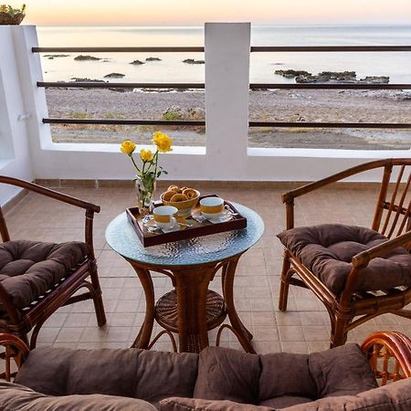 Tsampika'S Beachfront House In Stegna Archangelos  Exterior foto