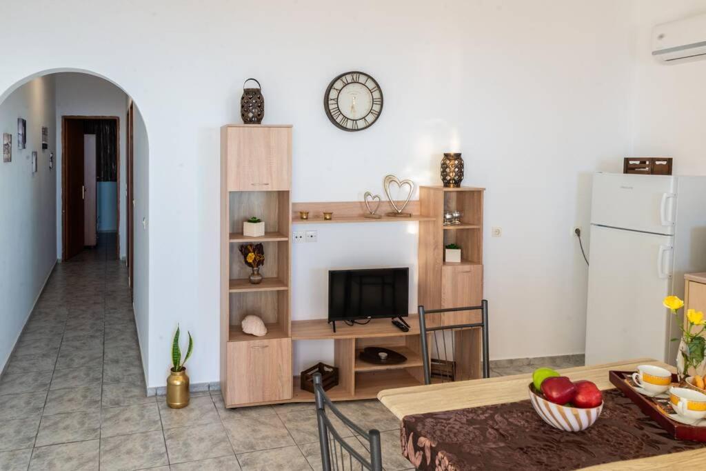 Tsampika'S Beachfront House In Stegna Archangelos  Exterior foto